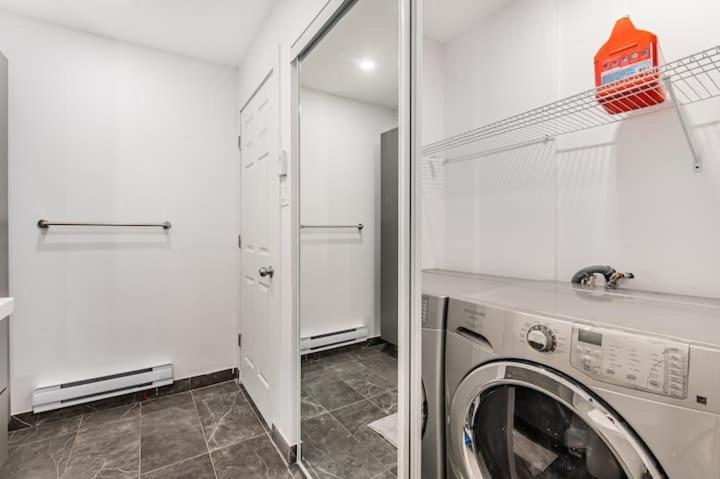 Huge 3 Bedroom With A Large Patio Apartamento
